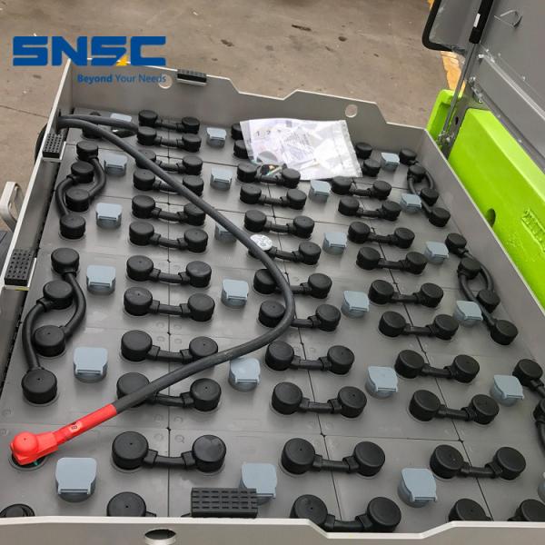 Super Elastic Solid Tire 4050kg 4 Wheel Electric Forklift Truck Attachements Clamps With 48V Battery