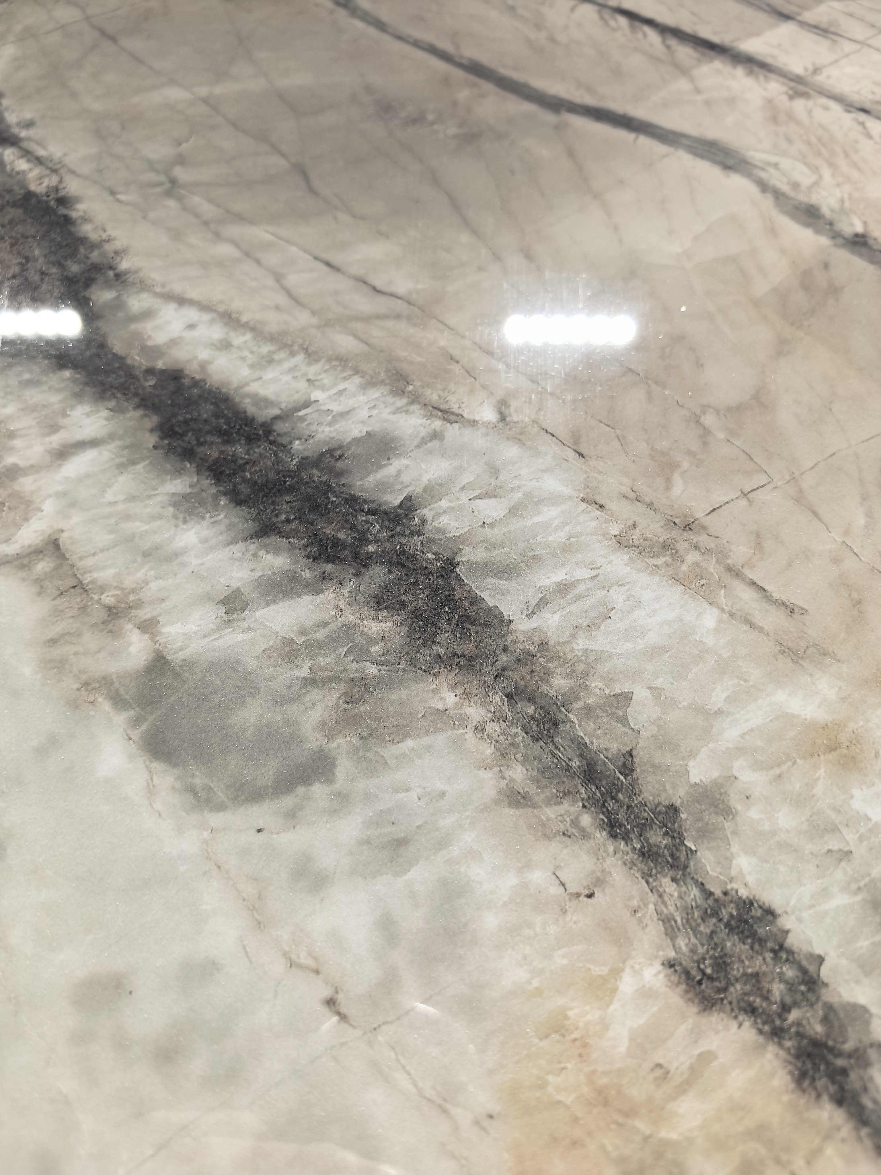 Stunning and Non-slip Green Polished 1600x3200x12mm Sintered Stone Slab AAA Grade for Project and Renovation