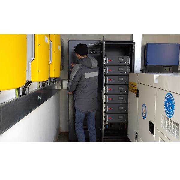 Высокое напряжение 48 В 51.2 В 70 Ач 100 Ач 1 кВт 5 кВт 10 кВт 50 кВт Многофункциональная стойка