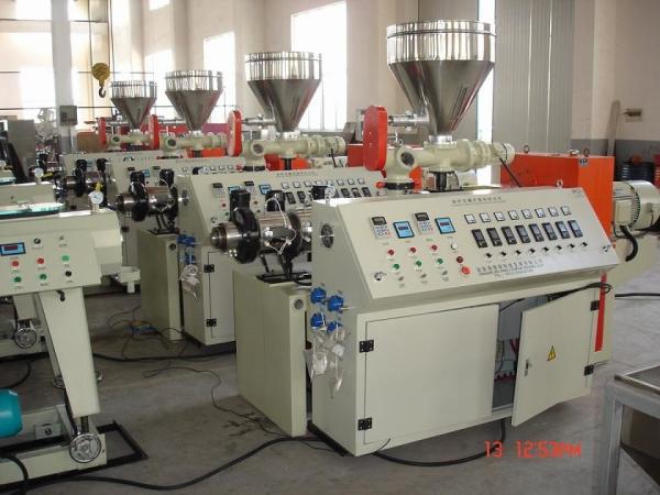 Small Diameter Pvc Pipe Production Line Plastic Making Machine 90-420kw 