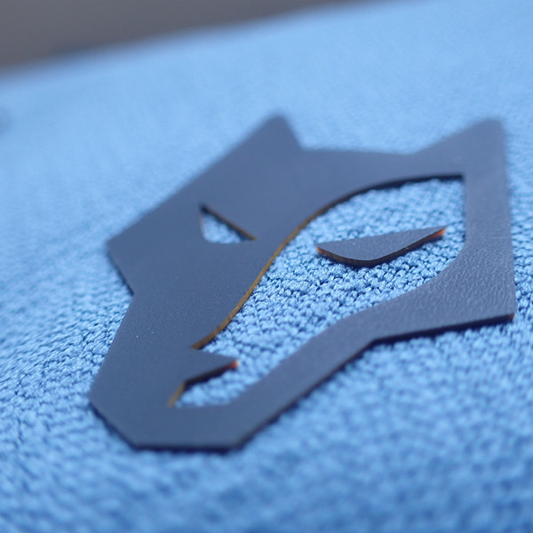 Люксовая одежда 3D Силиконовые логотипы Высокая плотность Мягкое железо на теплопередачу Патчи для футболки