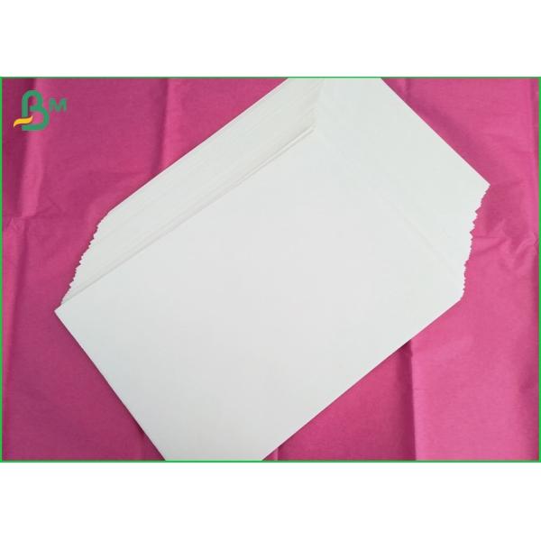 滑らかな文字の執筆のためのリサイクルされた光沢が無いオフセット印刷のペーパー60gsmおよび70gsm