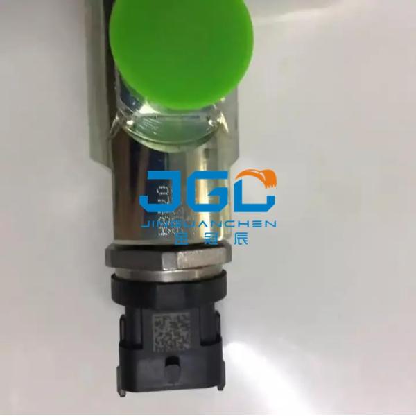 Excavador común Accessories del carril 6754-71-1210 del tubo del tubo del inyector de PC200-8 PC220-8