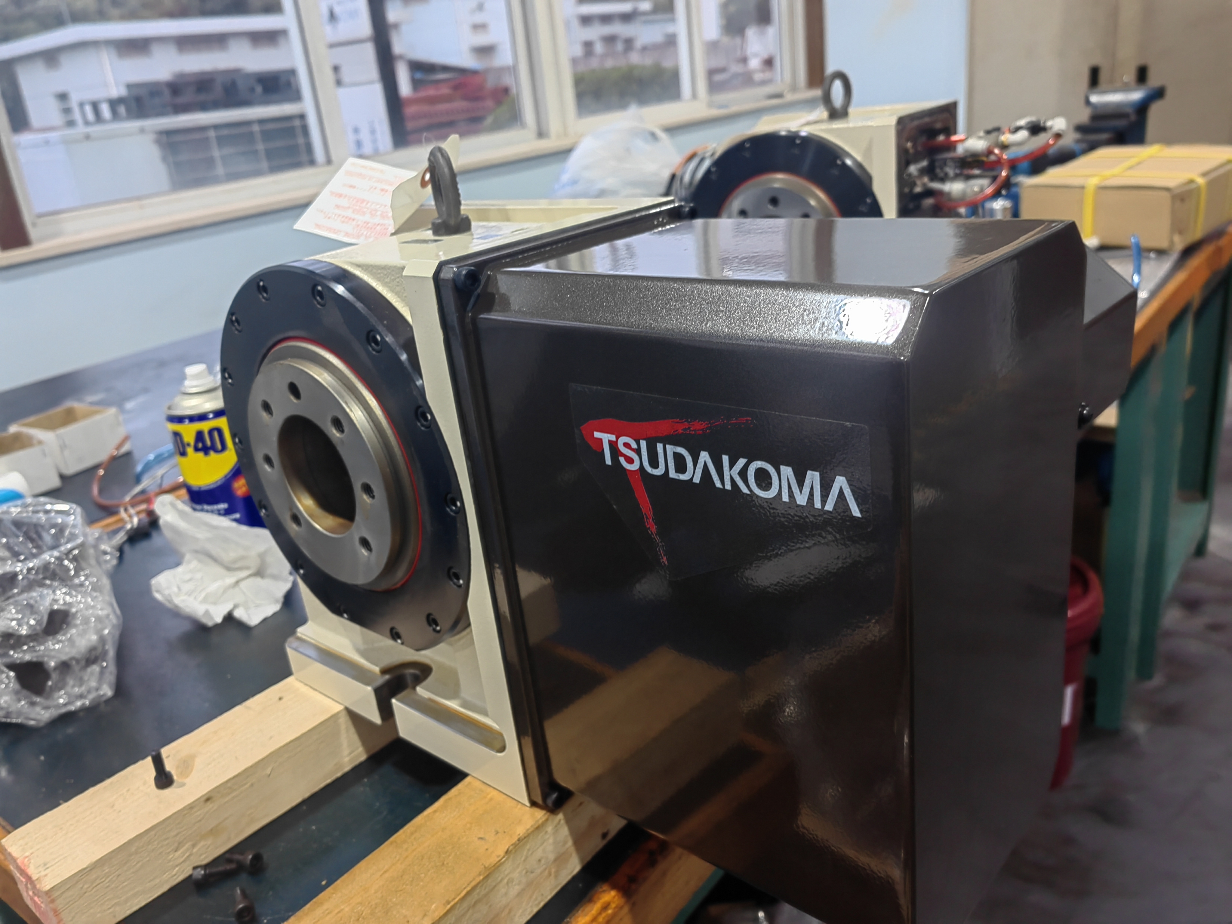 RWA-320 Heavy-Duty CNC Rotary Table with φ180 mm Spindle Bore, 1,500 N*m Clamping Torque, and 350 kg Load Capacity