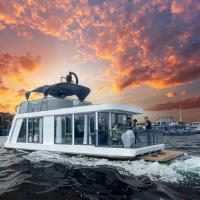 Casque en aluminium maison de plaisance flottante pour l'aventure au bord de l'eau
