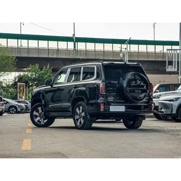 BJ60 New Large 4WD SUV With 48V Light Mixed System 1.5T Maximum 188 Horsepower Gas Car 7 Seats With Max Speed 180KM/H