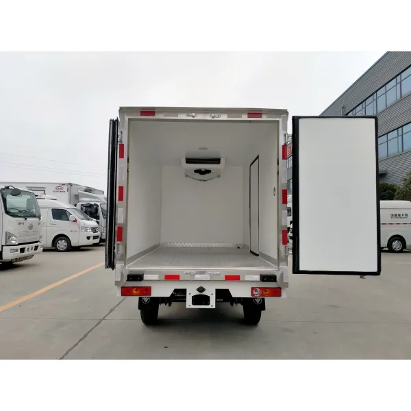 Foton Small Refrigerated Trucks for Delivering Fruits Vegetables Meat and Seafood