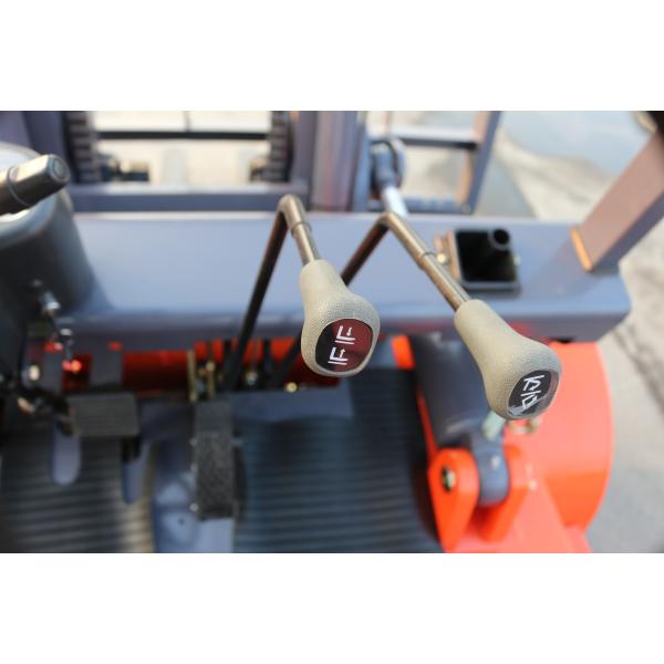 CPCD60 Diesel Powered Four Wheel Drive Forklift Max Lift Height 6000mm Automatic Transmission