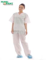 Une infirmière d'hôpital à la mode, un maillot de bain, un maillot doux et respirant, un matériel pour l'hôpital.