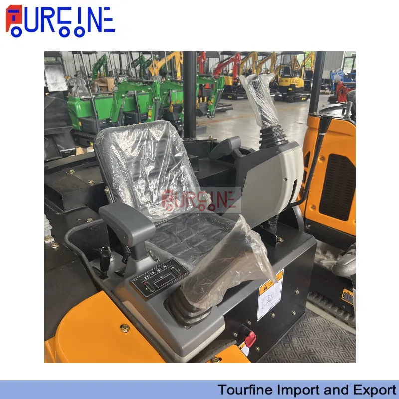 MIni Crawler Excavator 2 Ton 0.07 CBM Bucket Small Excavator For Farm Construction