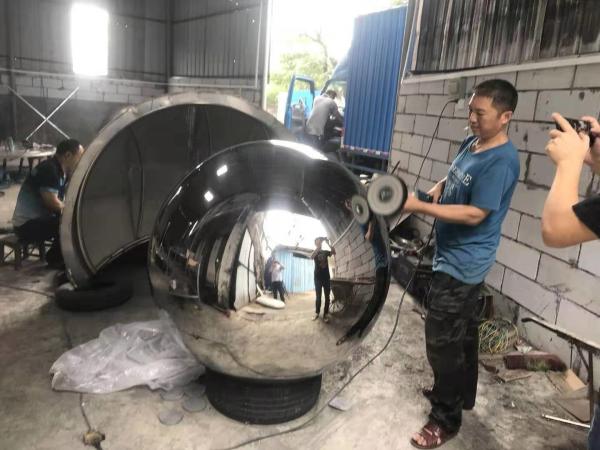 36 Inch Large Sphere Garden Ornament , Garden Sphere Sculpture Mirror Finish