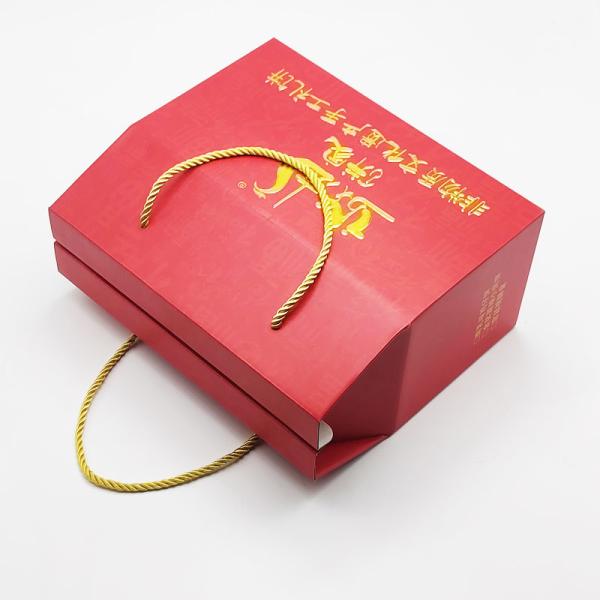 Caixas de presente de papel reciclado CMYK quadrado Kraft para embalagens de alimentos de ano novo Caixa de presente de papel para nozes