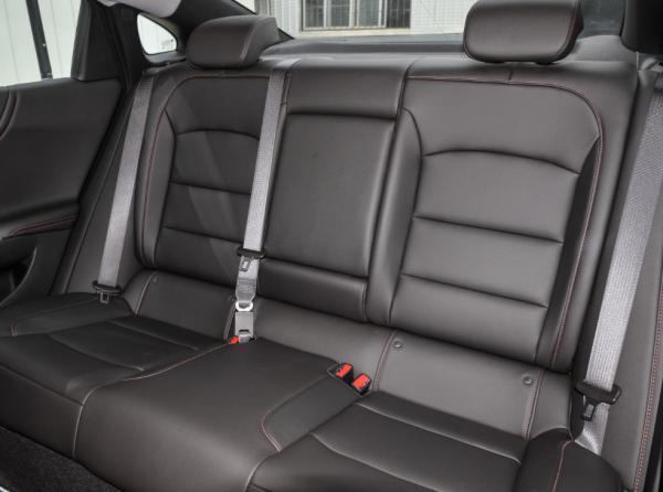 Gasolina Chevrolet Malibu Sedan Carro de 5 lugares de duas rodas 4×2