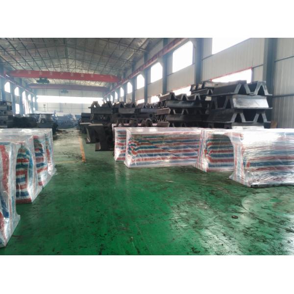60 % Natural Rubber Marine Unit Element Rubber Fenders For Dock Fendering