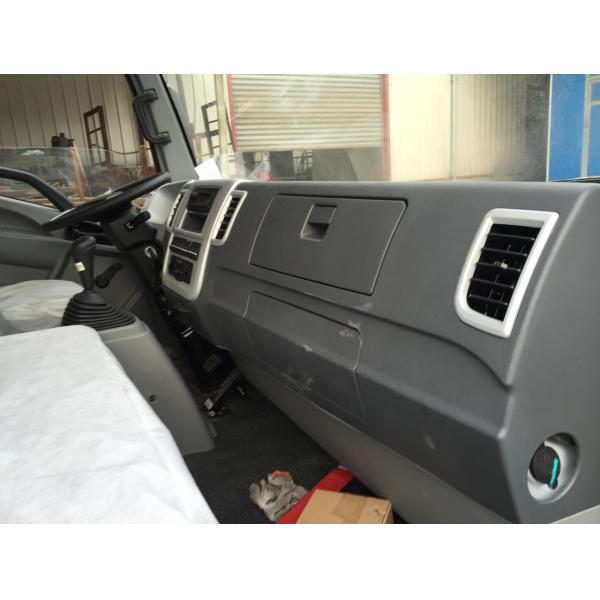 Small Refrigerated Box Truck 1 To 10 Tons For Transporting Frozen Foods