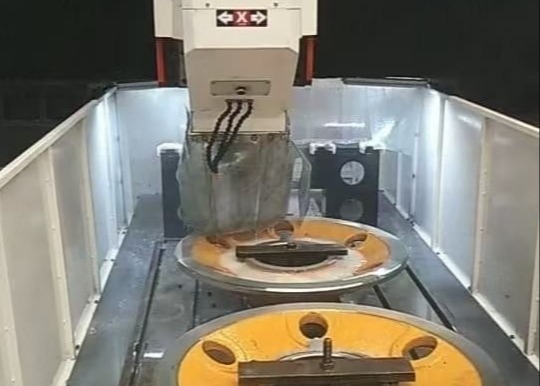 Industrial Use Gantry CNC Plate Drilling And Milling Machine With Chip Conveyor
