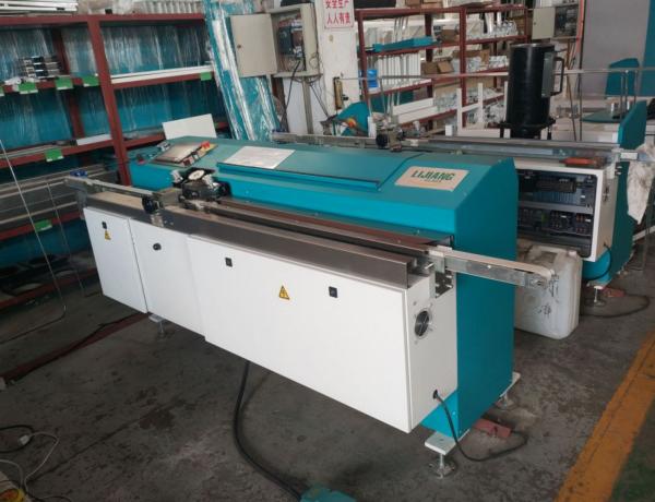 SUS Hot Melt Adhesive Machine For IG Glass Double Glass Processing