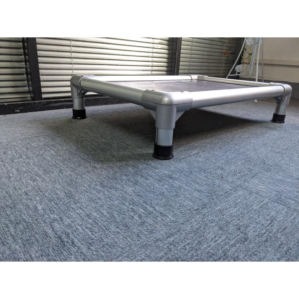 Waterproof Customized Aluminum Frame Dog Bed for Large Dogs Easy to Wash Luxury Pet Bed