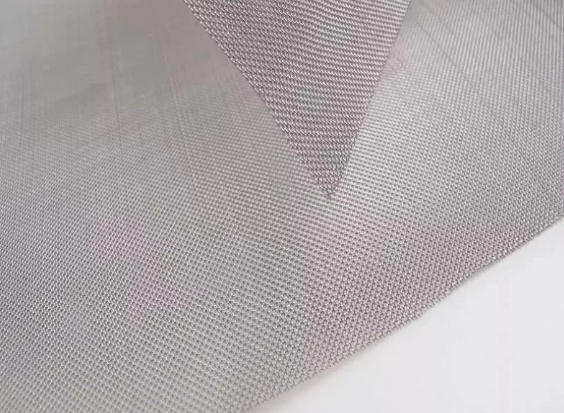 Plain, Twill, and Dutch Weaves Titanium Woven Wire Mesh for Fine Filtration