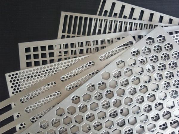 Punched Hole Perforated Metal Sheet , Decorative Perforated Sheet Metal Panels