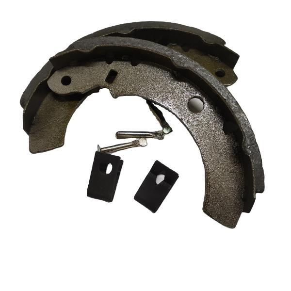 Alta Calidad de Repuestos Tuktuk Non-asbestos Bajaj RE Tricycle Brake Shoe for Repair