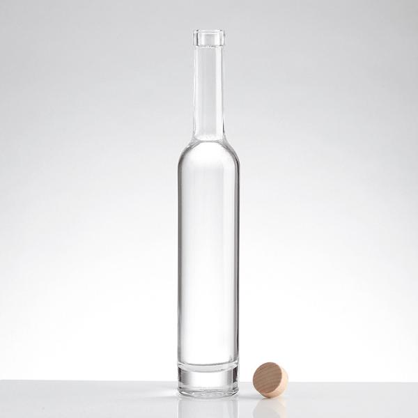 Long Neck 500 ml Liquor Bottle Simple Elegant Design for Refinement