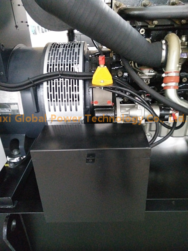 250 KVA Perkins Soundproof Water - Cooled Diesel Generator Set 1300L