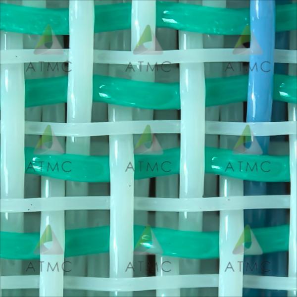 Tissus à base de pâte de polyester destinés au bois dur sulfaté