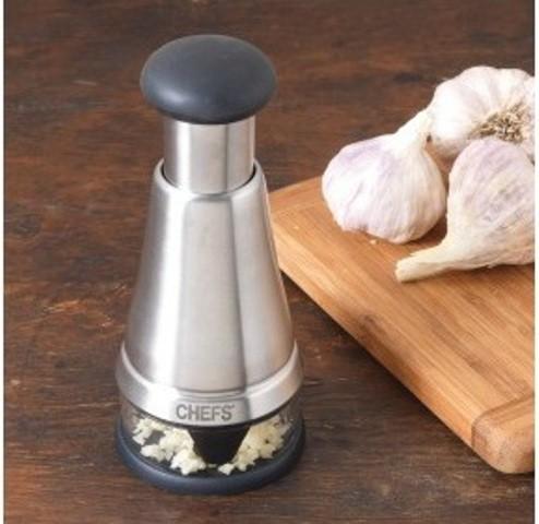 Stainless steel onion & vegetable chopper