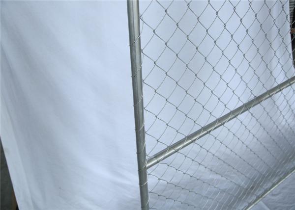 6' x 12' construction fencing panesl 41.2mm outer tube wall thick 1.6mm mesh 3x3 diameter 2.7mm
