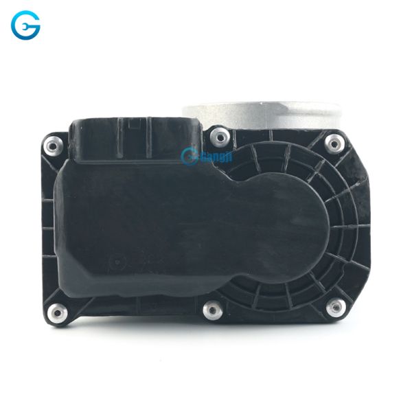 Corps de papillon de pièces de rechange automobiles chinoises pour Toyota Corolla 22030-0D031 22030-0D030 22030-22041