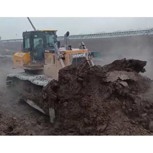 Бульдозер SD24 в употреблении Машины для дорожного строительства с низким потреблением топлива