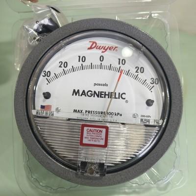 Dwyer  Magnehelic 2300-60PA Differential Pressure Gage