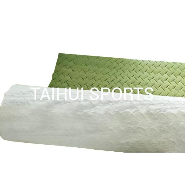 UV5000 Nouveau style 8-20mm Polyéthylène Shockpad Sous-couche Pour les terrains de football / rugby / hockey Entretien gratuit Et excellente résistance aux UV