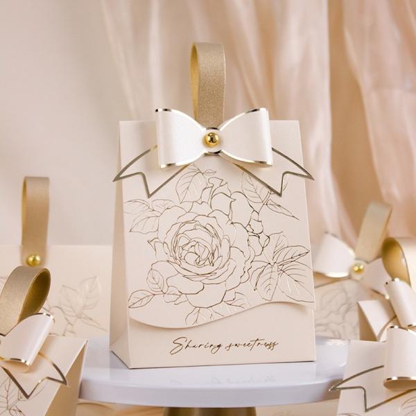 New Rose Pattern White Folding Candy Box Retro Elegant Portable Bow Party Gift Box