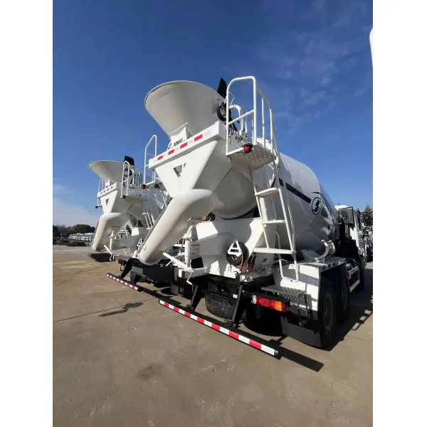 Shacman 10/12 Cubic Meters Concrete Mixer Truck