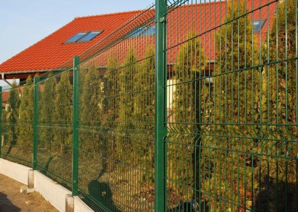 Heavy Duty Pvc Vinyl Decoration 3d Welded Wire Mesh Fencing 1.53x2.5m