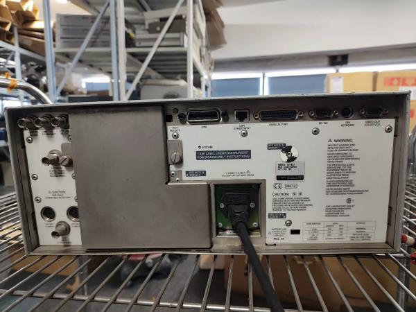 Transmission / Reflection RF Network Analyzer Vector Network Analyzer VNA Agilent 8712ET 1.3 GHz