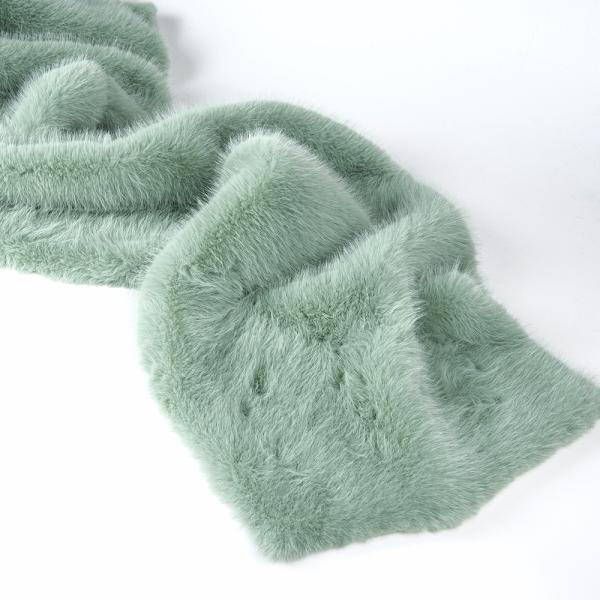 Tejido de piel de zorro falso suave y lujoso para el abrigo de la dama Escarla de piel Pom Pom ancho 58/60