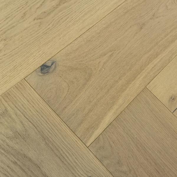 Eco-Friendly Fishbone Oak Engineered Wood Flooring Durable and Stylish for Living Room