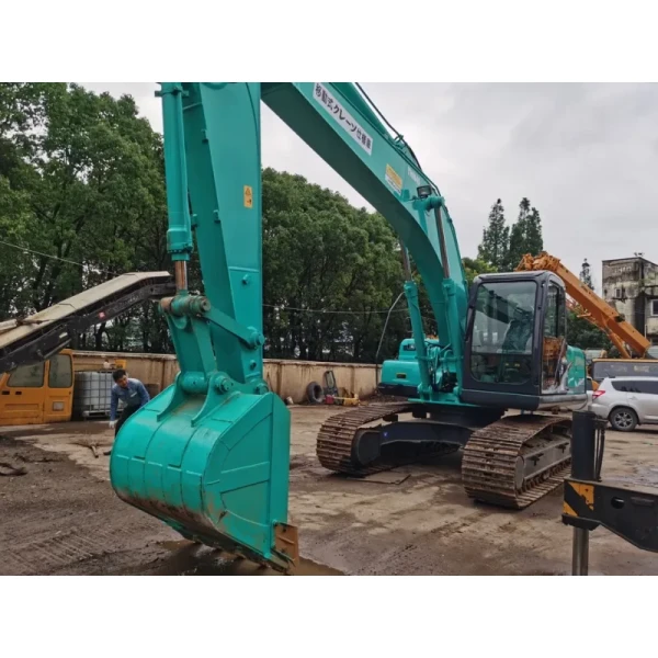 Directly Used Kobelco SK200 Excavator Mini Digger SK200-6/8/5/210-8 Crawler Excavators