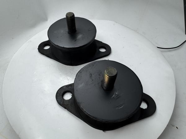 376783391984 Road Roller Spare Parts Rubber Buffer For HW41VW-2 High Quality Road Construction
