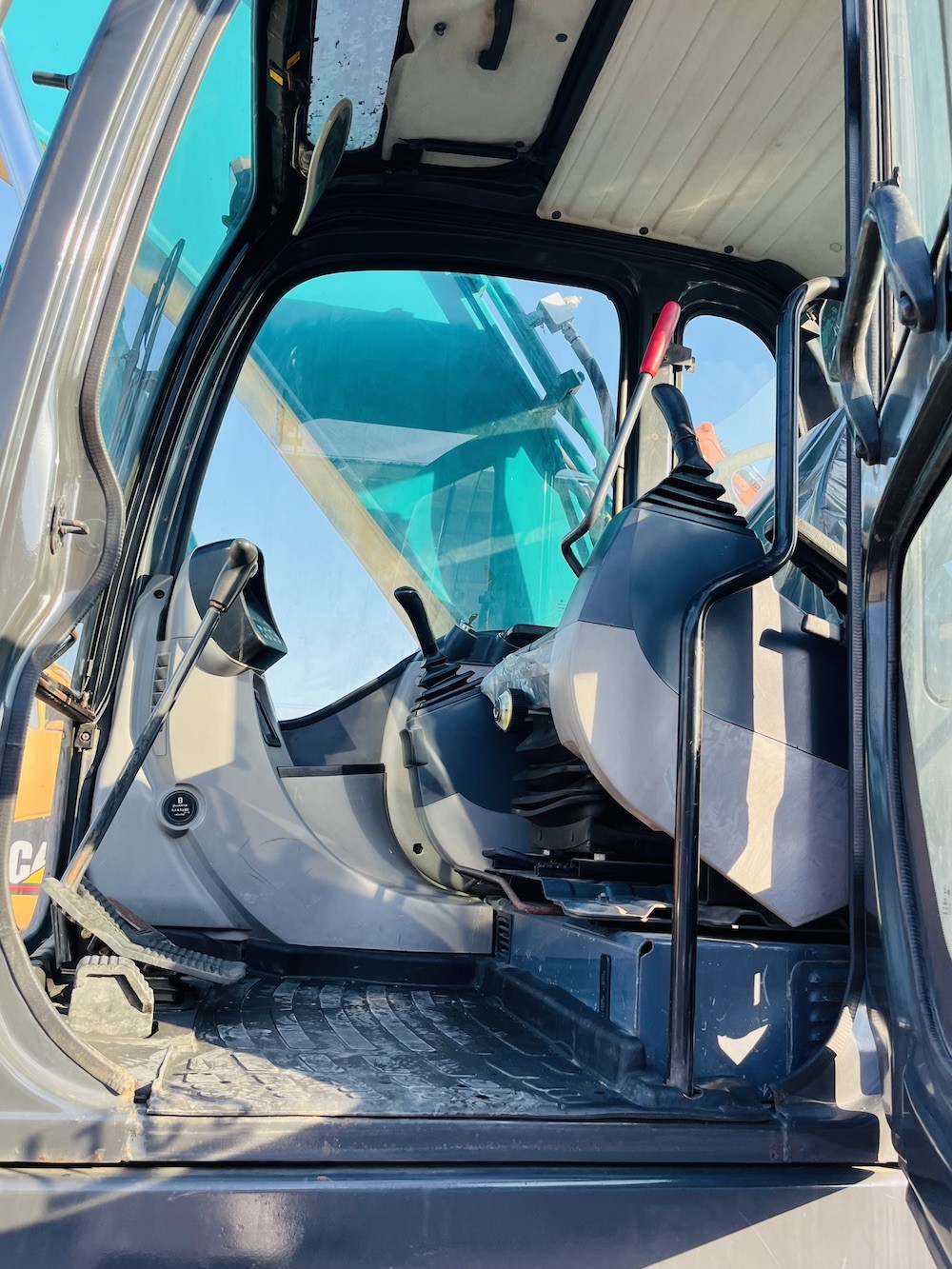 Использованный Kobelco SK200-8 Гидравлический экскаватор для скважины
