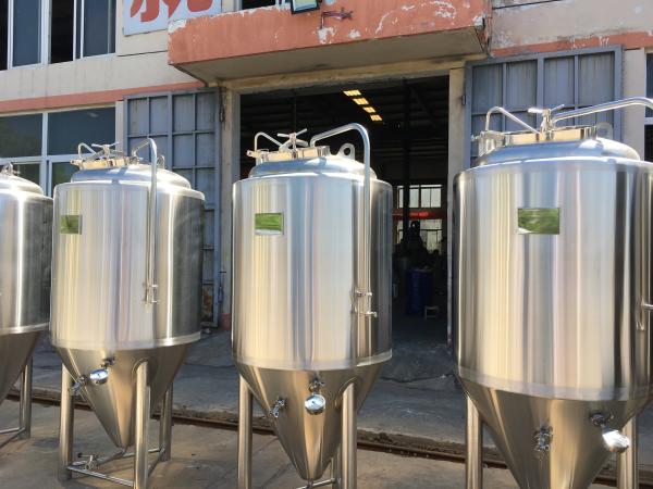 500L 1000L 2000L Stainless Steel Beer Tank , Conical Fermentation Tank