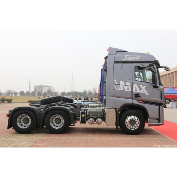 SINOTRUCK HOWO Max 4*2 6*4 Traction Truck Diesel Version Special Truck Traction Head