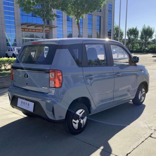 Convenient Charging Pure Electric Car Link 01 4-seater Lang Range Electric Vehicle