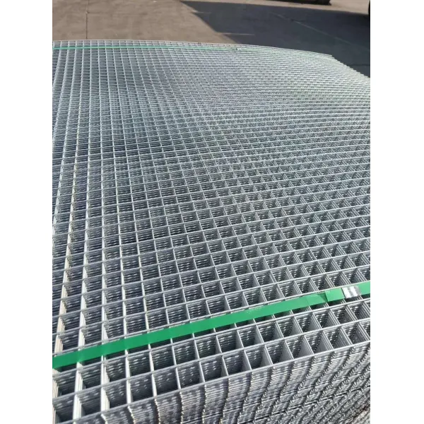 Hot Sale Galvanized Welded Wire Mesh Welded Mesh Panel / 2X2 Galvanized Cattle Welded Wire Mesh Panel