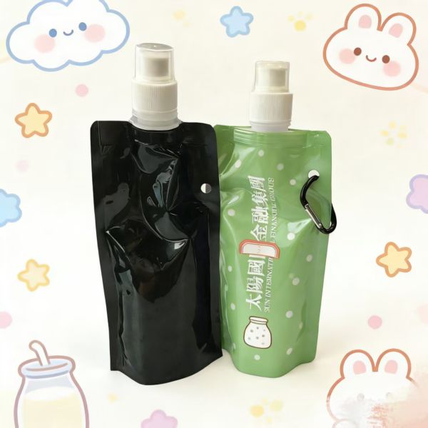 Ready to Ship Collapsible Food Grade Spout Top PE Beverage Bags Leak Proof Foldable Reusable with Carabiner Clip
