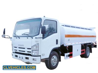 ELF 190hp ISUZU Fuel Tanker Truck Light Duty 8000 Liters With Radial Tires