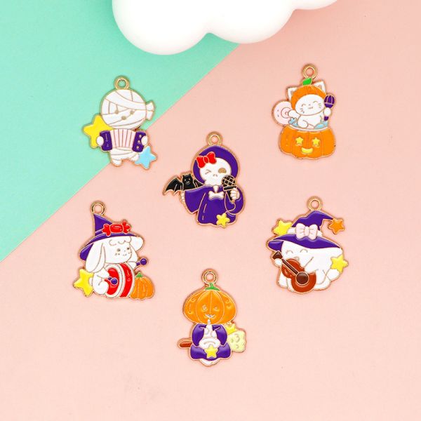 Ghost Cute Spooky Boo Basket Stuffers Halloween Keychain for Women Men Kids Party Favors Cool Bag Charm